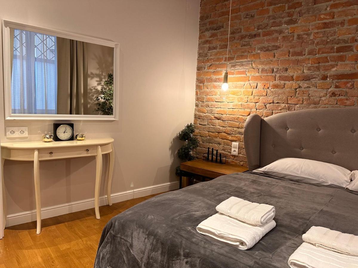 Centrum Apartamenty Stare Miasto Cracovia Exterior foto
